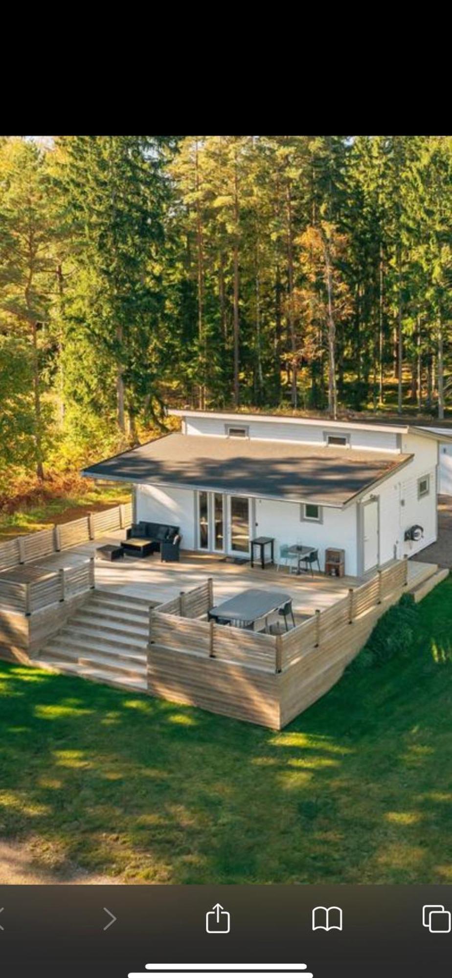 Stuga Pa Oe / Naerhet Till Vatten Mariestad Exteriör bild